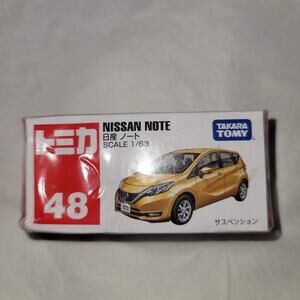 Takara Tomy No. 48 Nissan Note scale 1/63 Model NIB New Model Toy collectible